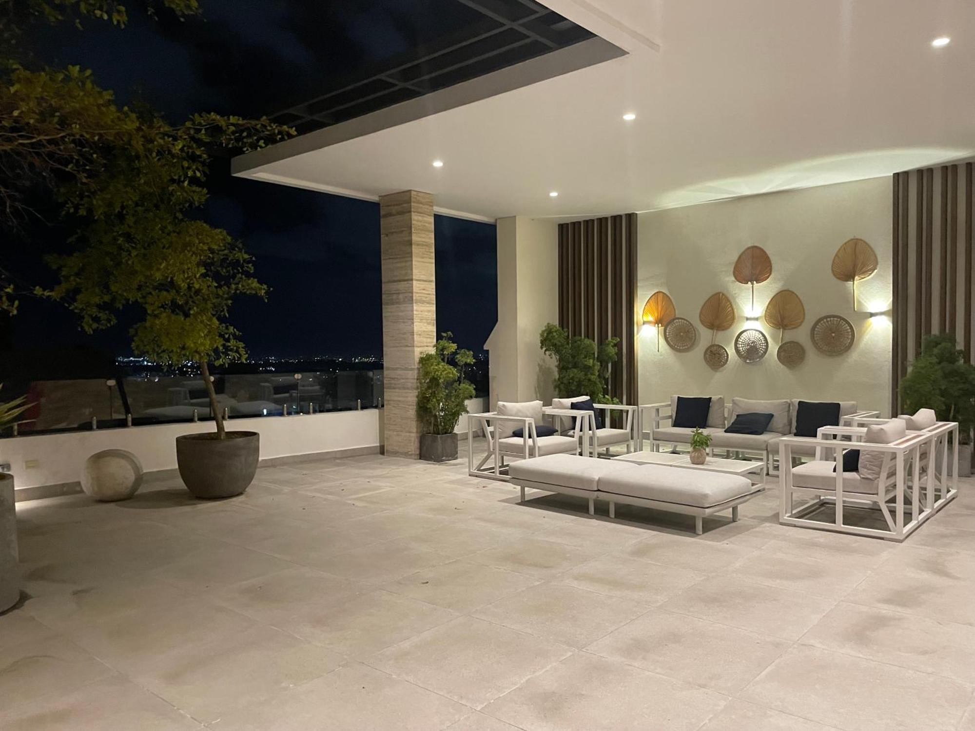 Piantini'S Skylight Apartment Santo Domingo Bagian luar foto